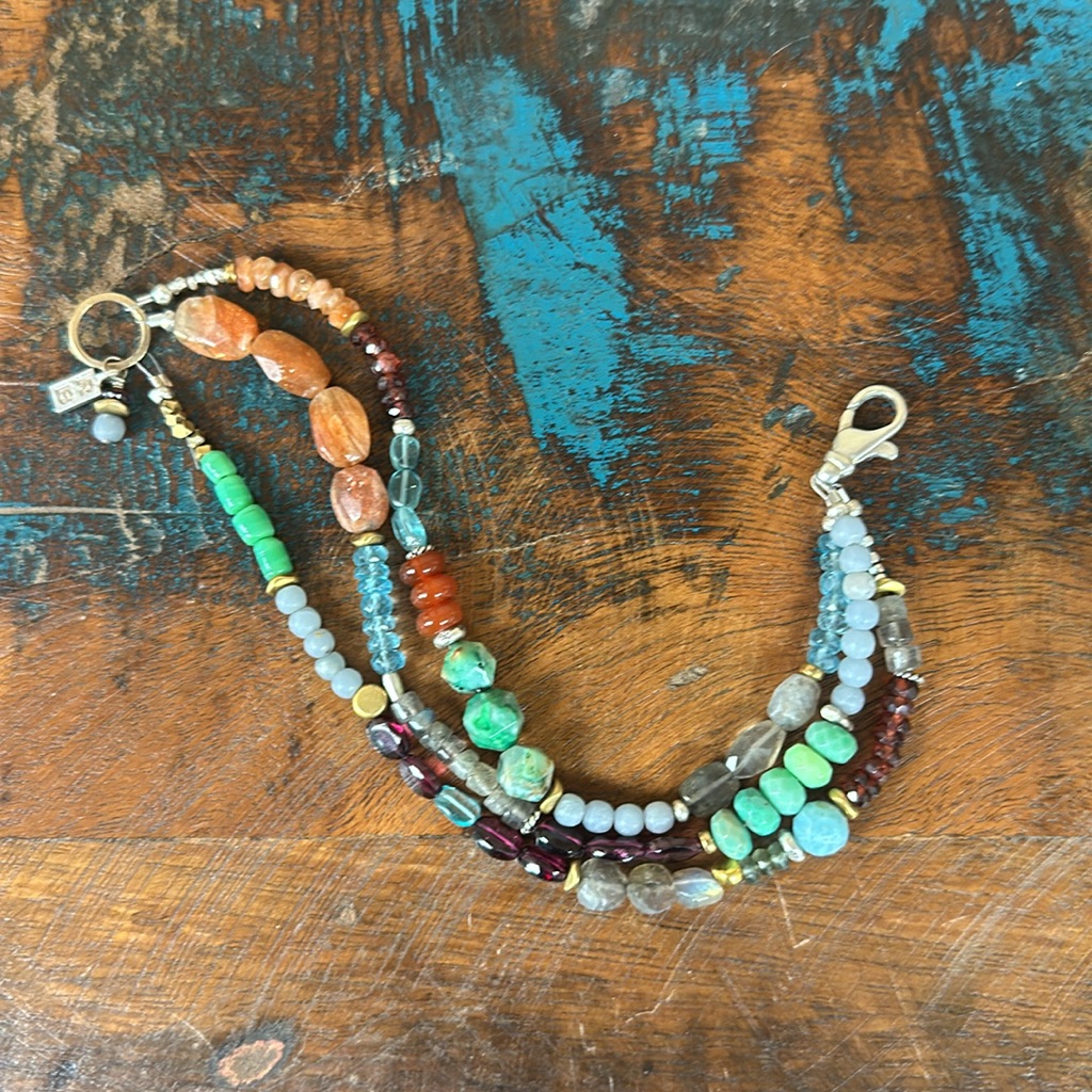 More To Love Bracelet New In Box From Sundance 229$